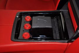 2012款捷豹C-X16到店实拍
