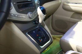 2012款比亚迪S6北京车展实拍