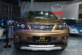 2012款比亚迪S6北京车展实拍