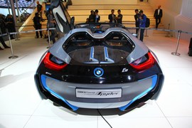 宝马i8