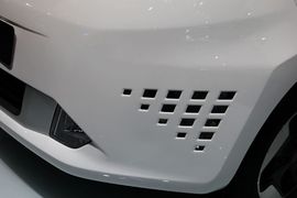 荣威E50