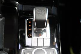 奔驰全新G63