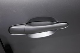 风行景逸LV北京车展实拍