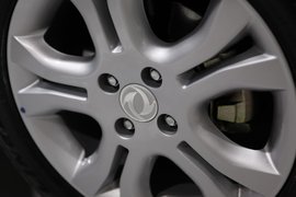 风行景逸LV北京车展实拍