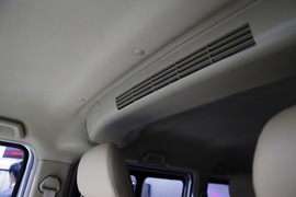 东风小康C37北京车展实拍