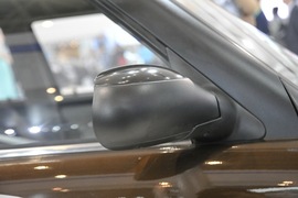 力帆320冠军版北京车展实拍