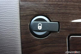 雪铁龙世嘉内饰