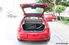 雪铁龙世嘉外观