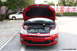 雪铁龙世嘉外观