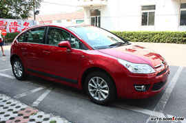 雪铁龙世嘉外观