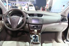 东风日产新轩逸