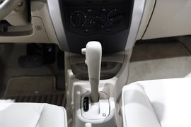 日产骊威