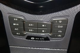 全新比亚迪速锐北京车展实拍