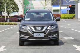 2017款日产奇骏2.5L