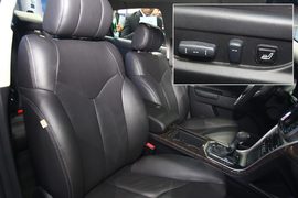 长安RAETON北京车展实拍