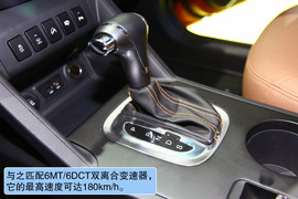 2012款江淮瑞鹰II北京车展实拍