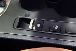 2012款江淮瑞鹰II北京车展实拍