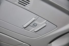 2012款福特福克斯三厢1.6L手动风尚型