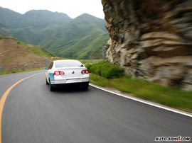 迈腾蓝驱外观图