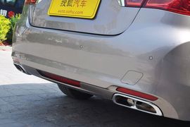 2012款荣威950