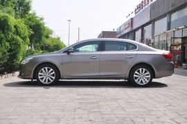 2012款荣威950