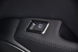 2012款奔驰C63