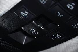 2012款奔驰C63