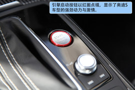 2012款奥迪S7德国试驾实拍