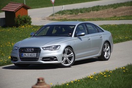 2012款奥迪S7德国试驾实拍