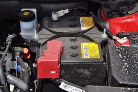 2012款一汽马自达睿翼2.0L精英版