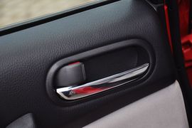 2012款一汽马自达睿翼2.0L精英版