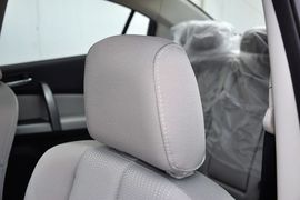 2012款一汽马自达睿翼2.0L精英版