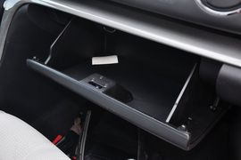 2012款一汽马自达睿翼2.0L精英版