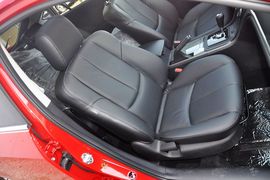 2012款一汽马自达睿翼轿跑车2.0L豪华版