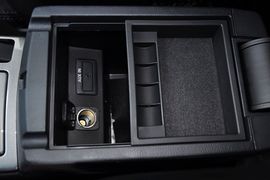 2012款一汽马自达睿翼轿跑车2.0L豪华版