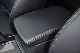 2012款一汽马自达睿翼轿跑车2.0L豪华版