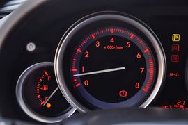 2012款一汽马自达睿翼轿跑车2.0L豪华版
