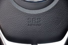 2012款一汽马自达睿翼轿跑车2.0L豪华版