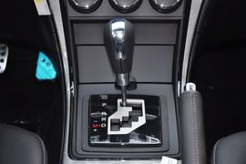 2012款一汽马自达睿翼轿跑车2.0L豪华版