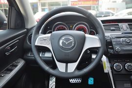 2012款一汽马自达睿翼轿跑车2.0L豪华版