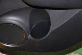 2011款广汽本田飞度1.3L自动舒适版