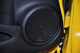 2011款广汽本田飞度1.3L自动舒适版