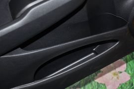 2011款广汽本田飞度1.3L自动舒适版