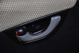 2011款广汽本田飞度1.3L自动舒适版