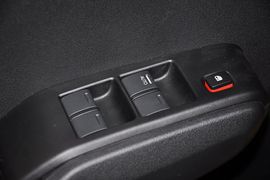 2011款广汽本田飞度1.3L自动舒适版