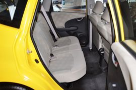 2011款广汽本田飞度1.3L自动舒适版