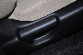 2011款广汽本田飞度1.3L自动舒适版