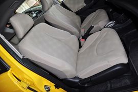 2011款广汽本田飞度1.3L自动舒适版