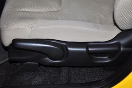 2011款广汽本田飞度1.3L自动舒适版