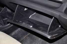 2011款广汽本田飞度1.3L自动舒适版